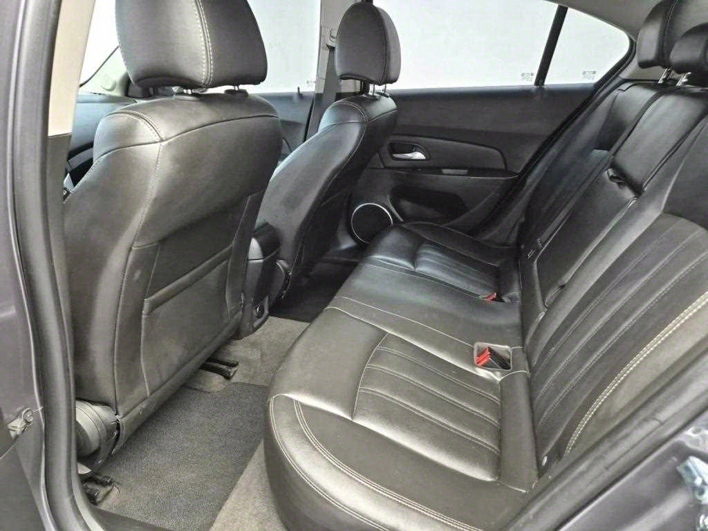 Chevrolet Cruise - Vista 12