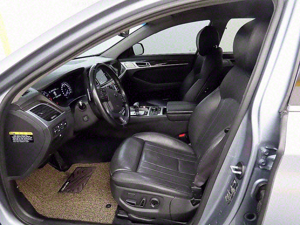 Genesis G80 - Vista 5