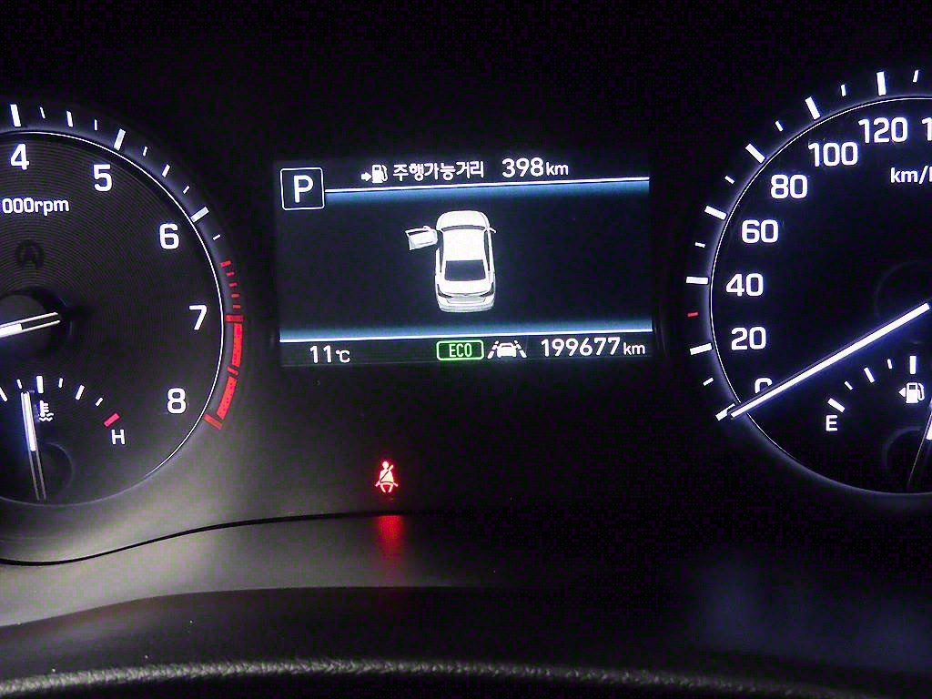 Genesis G80 - Vista 8