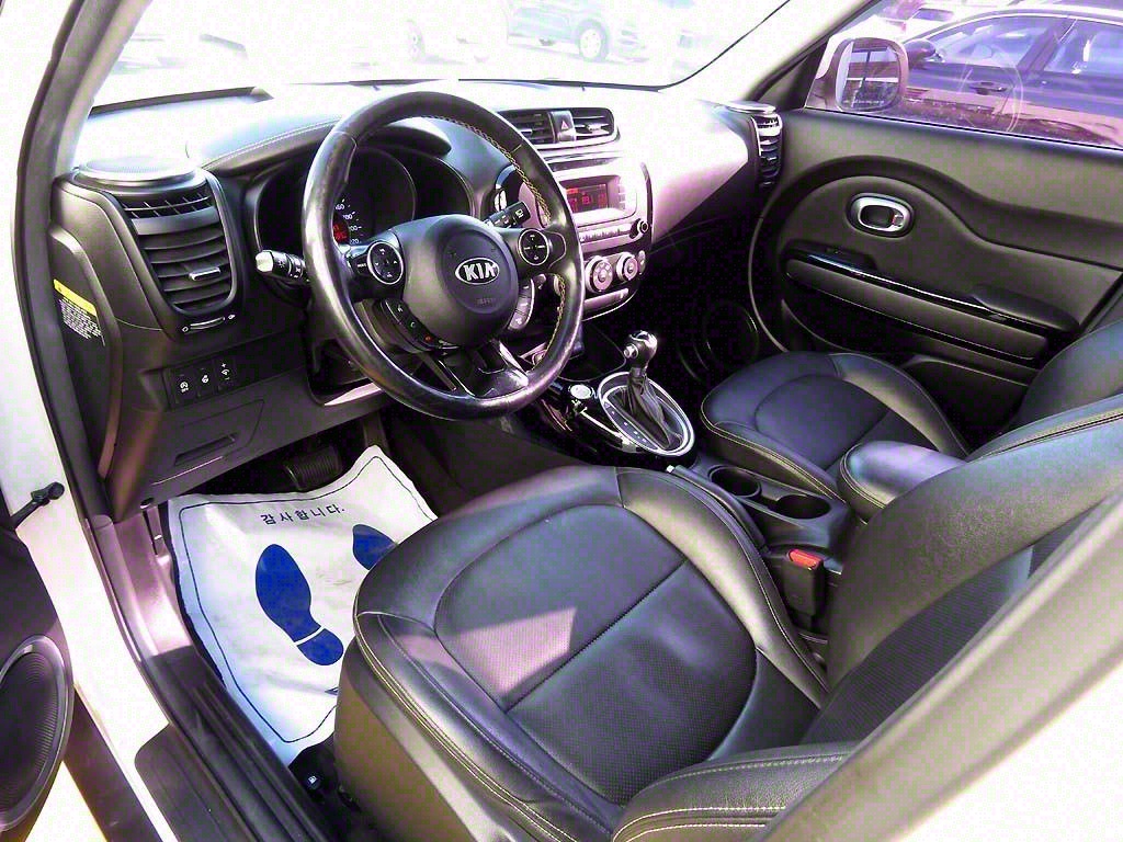KIA Soul - Vista 11