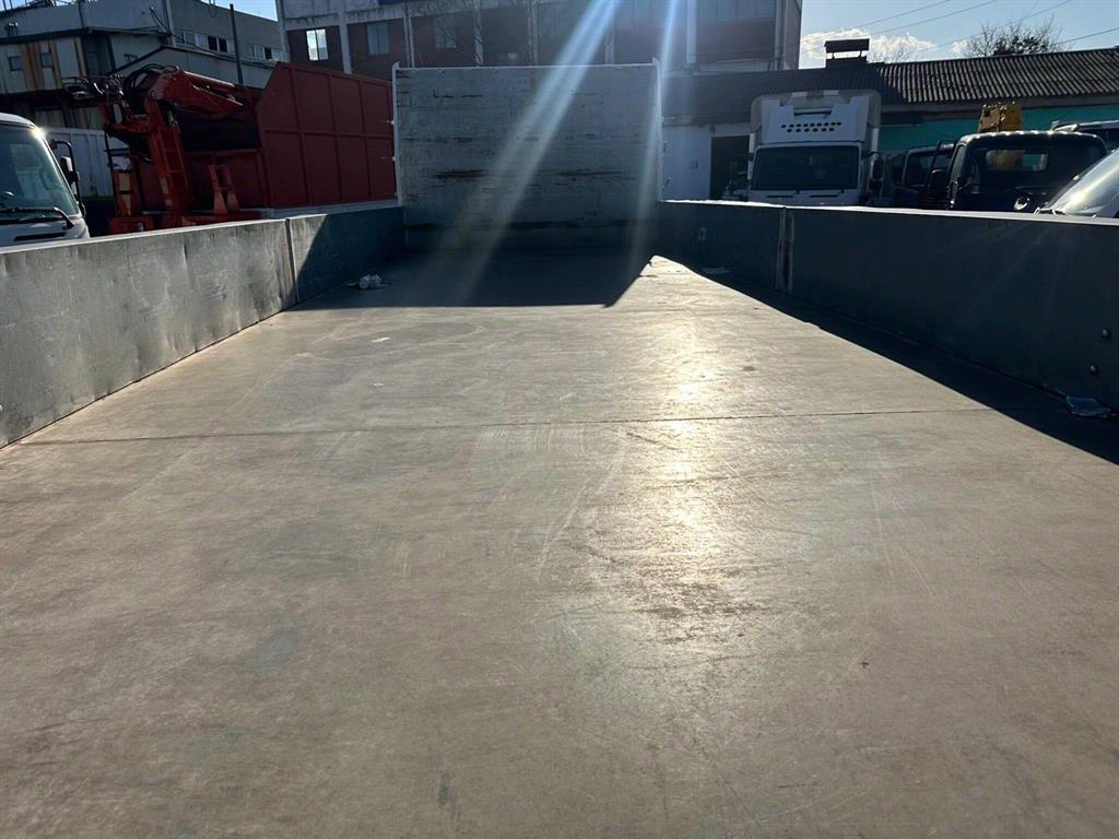 medium and large cargo Cargo - Vista 7