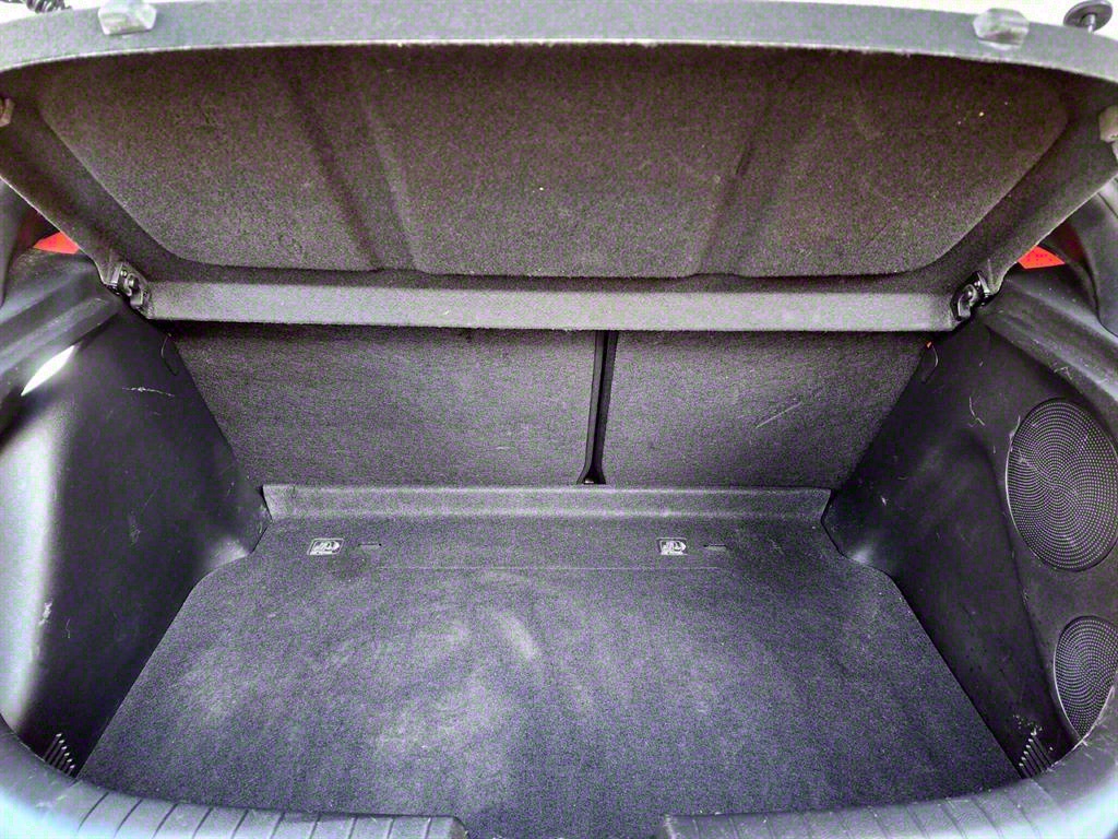 HYUNDAI Veloster 2018 Rojo - Importación desde Corea - HF Imports Iquique - Foto 18