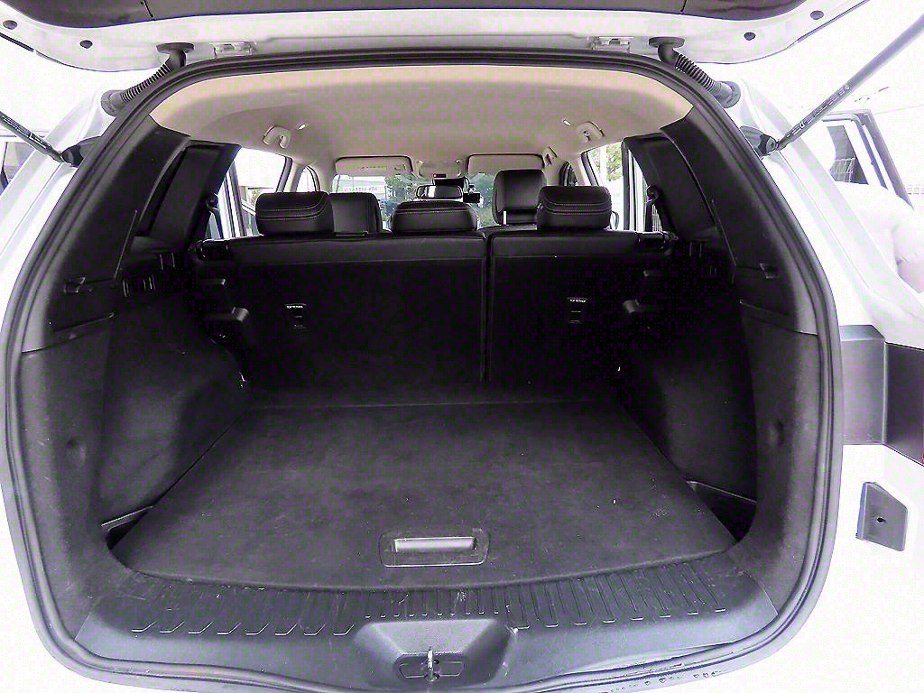 SAMSUNG QM6 2020 Blanco - Importación desde Corea - HF Imports Iquique - Foto 17