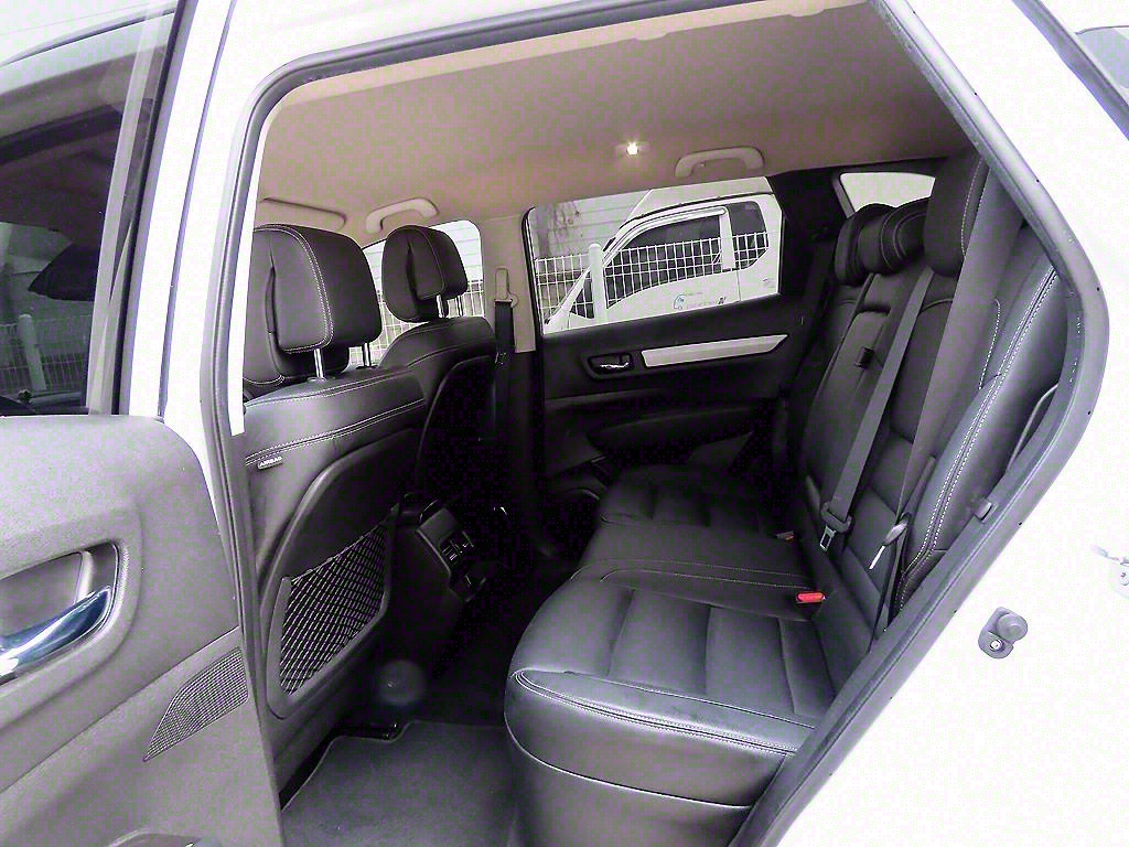 SAMSUNG QM6 - Vista 6