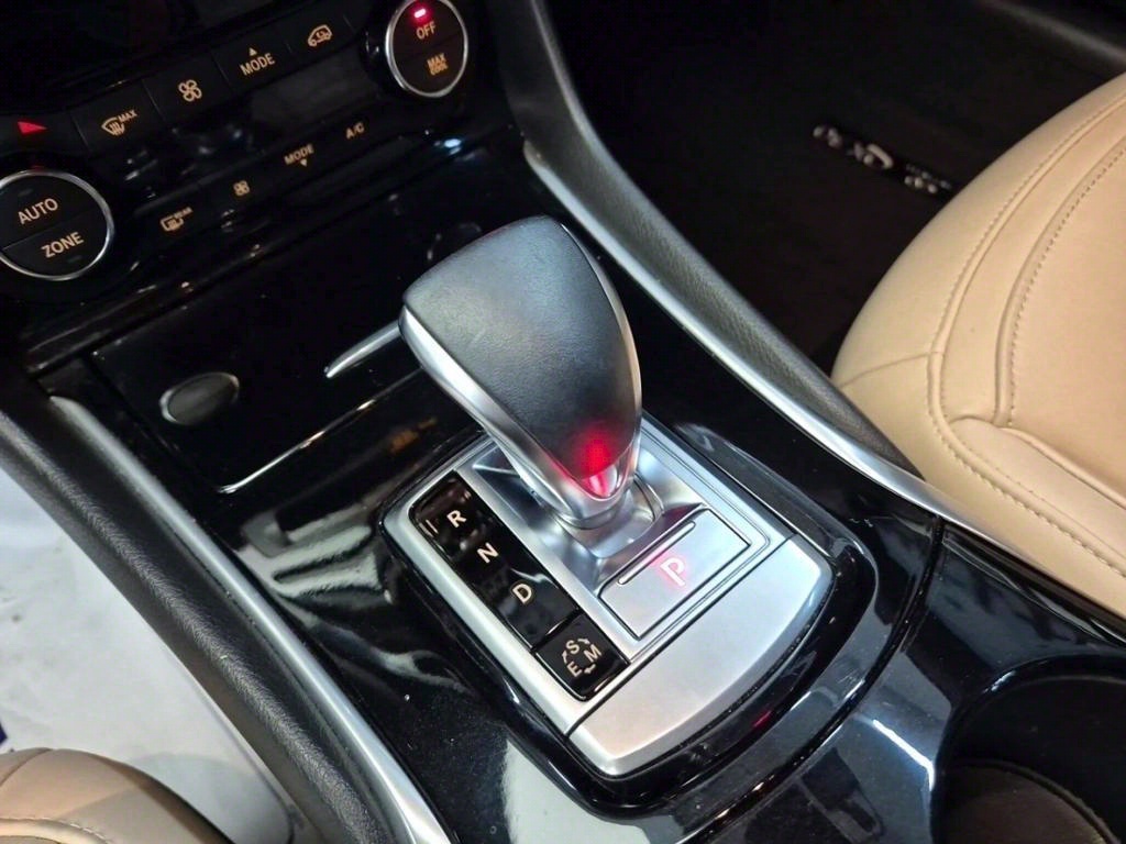 Infiniti QX - Vista 8