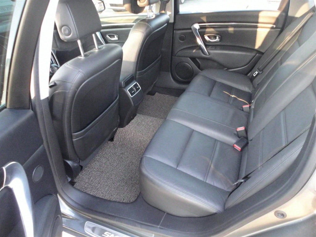 SAMSUNG SM7 2015 Gris - Importación desde Corea - HF Imports Iquique - Foto 8