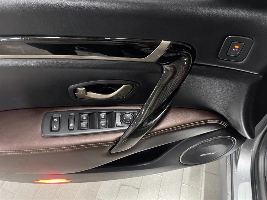 SAMSUNG SM7 - Vista 11