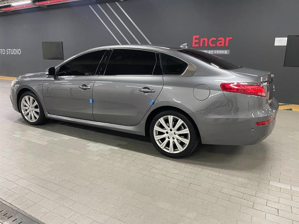 SAMSUNG SM7 - Vista 4