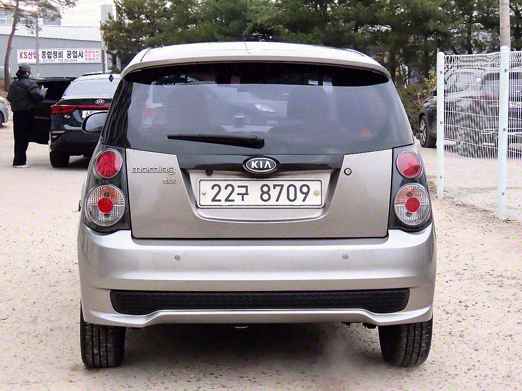 KIA Morning - Vista 4