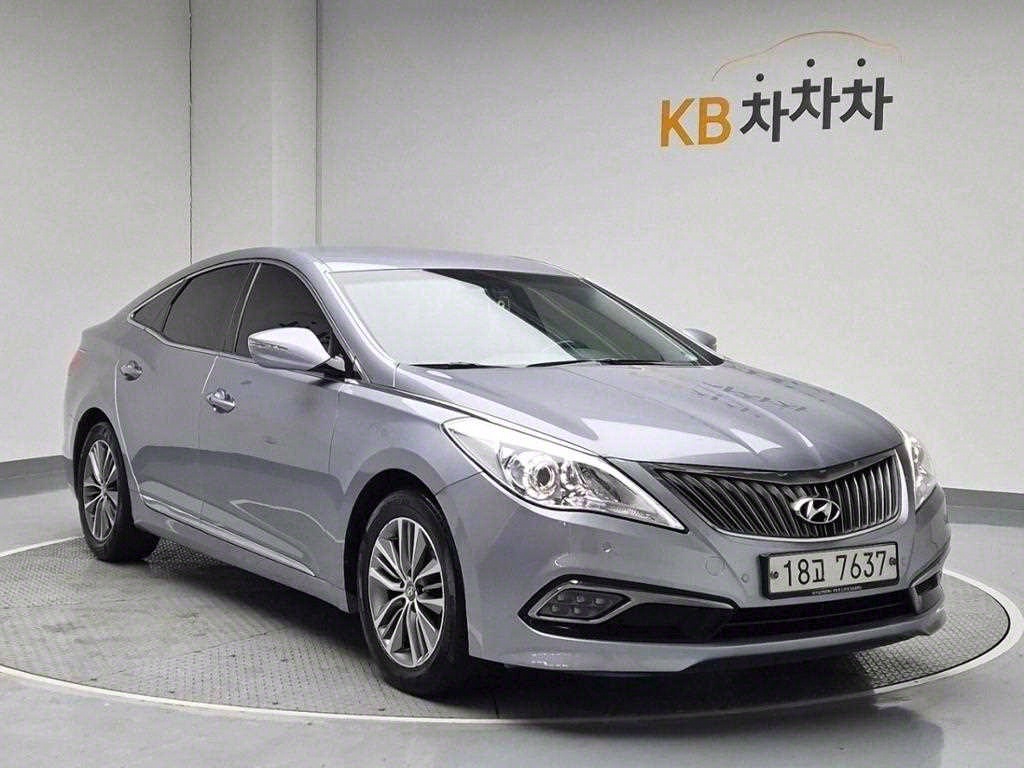 HYUNDAI Grandeur - Vista 4