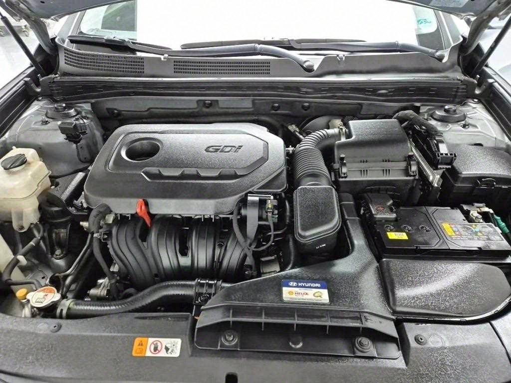 HYUNDAI Grandeur - Vista 5