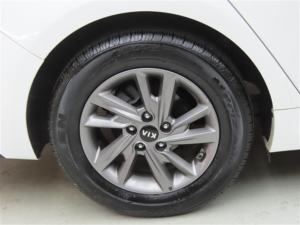 KIA K5 2018 the color of pearl - Importación desde Corea - HF Imports Iquique - Foto 18