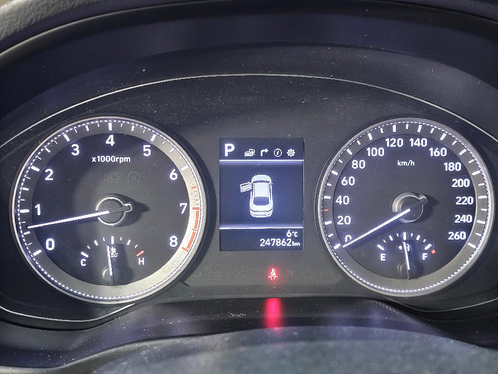 HYUNDAI Grandeur - Vista 7