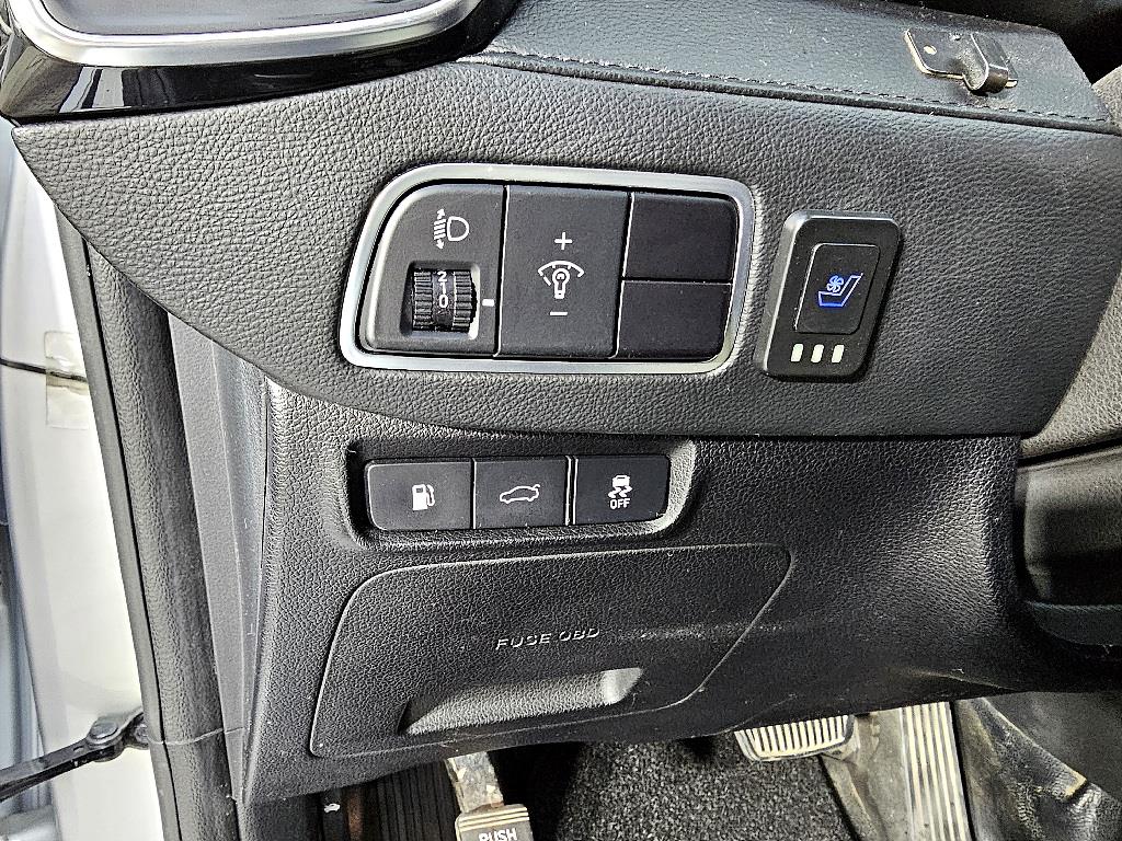 HYUNDAI Grandeur - Vista 11