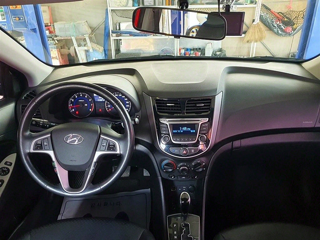 HYUNDAI Accent 2017 Rojo - Importación desde Corea - HF Imports Iquique - Foto 13