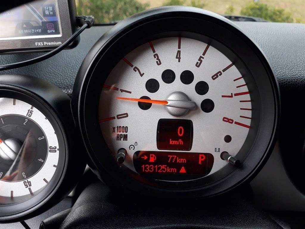 Mini Cooper Convertible - Vista 10