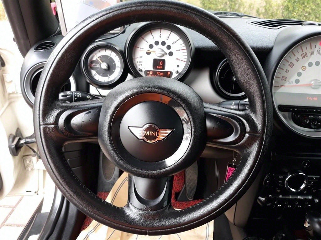 Mini Cooper Convertible - Vista 12