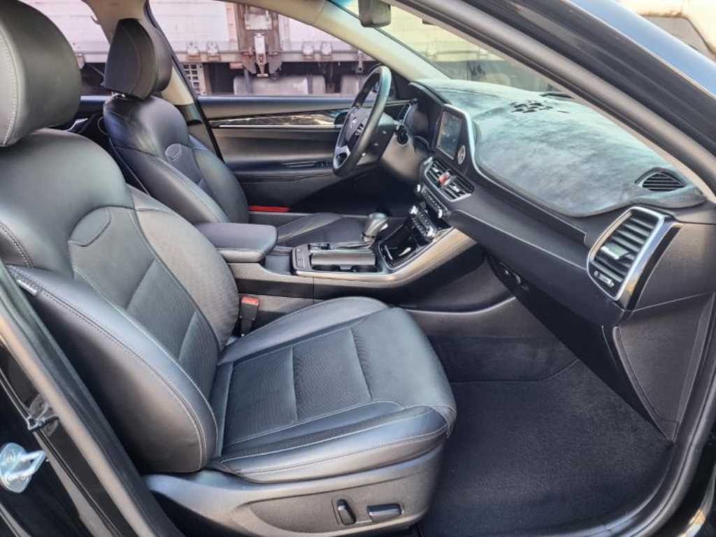 HYUNDAI Grandeur - Vista 12