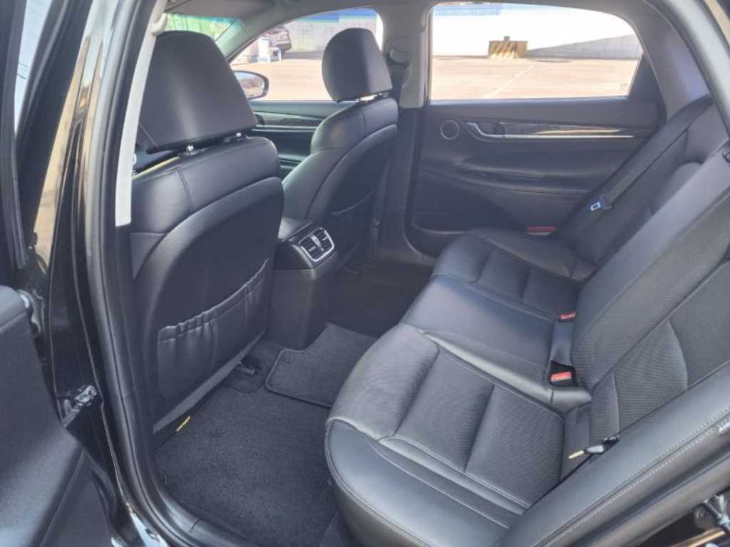 HYUNDAI Grandeur - Vista 8