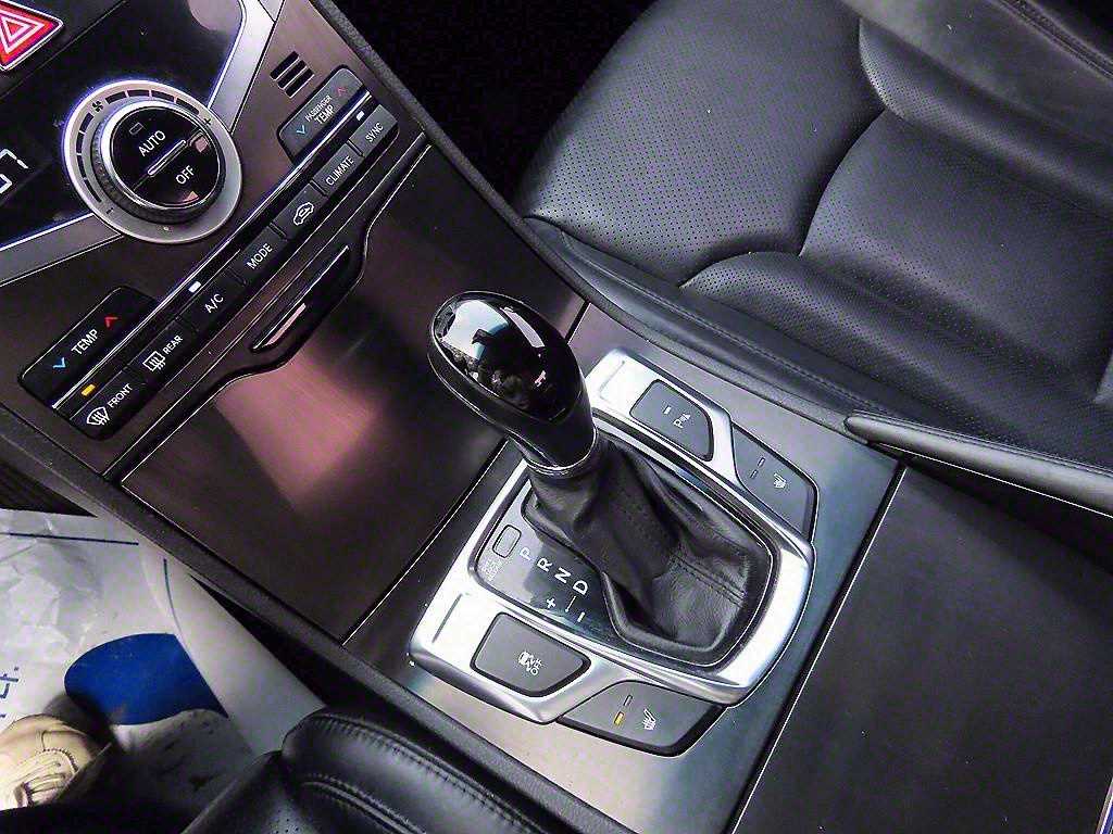 HYUNDAI Grandeur - Vista 10