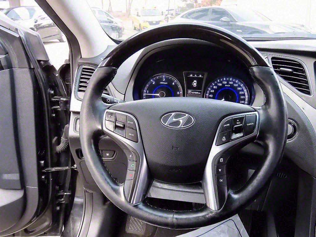 HYUNDAI Grandeur - Vista 8