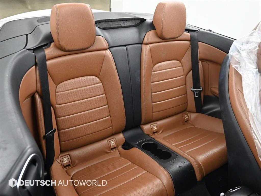 Mercedes Benz C Class - Vista 12