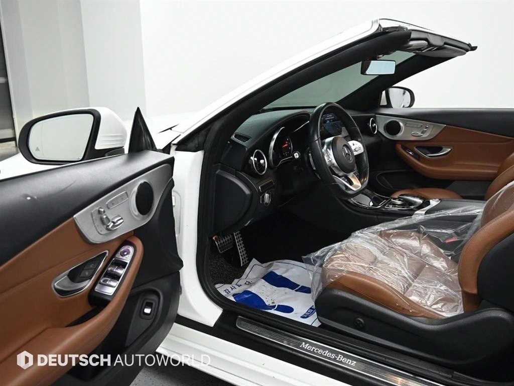 Mercedes Benz C Class - Vista 11