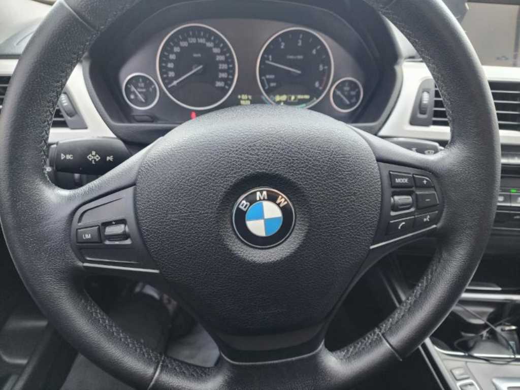 BMW 3 series 2013 Azul - Importación desde Corea - HF Imports Iquique - Foto 17