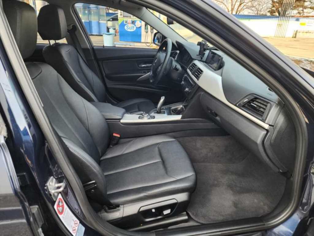 BMW 3 series - Vista 8