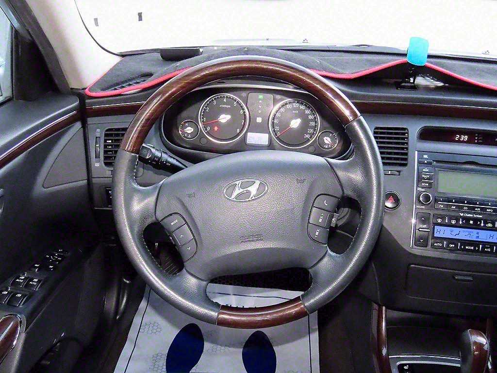 HYUNDAI Grandeur - Vista 8