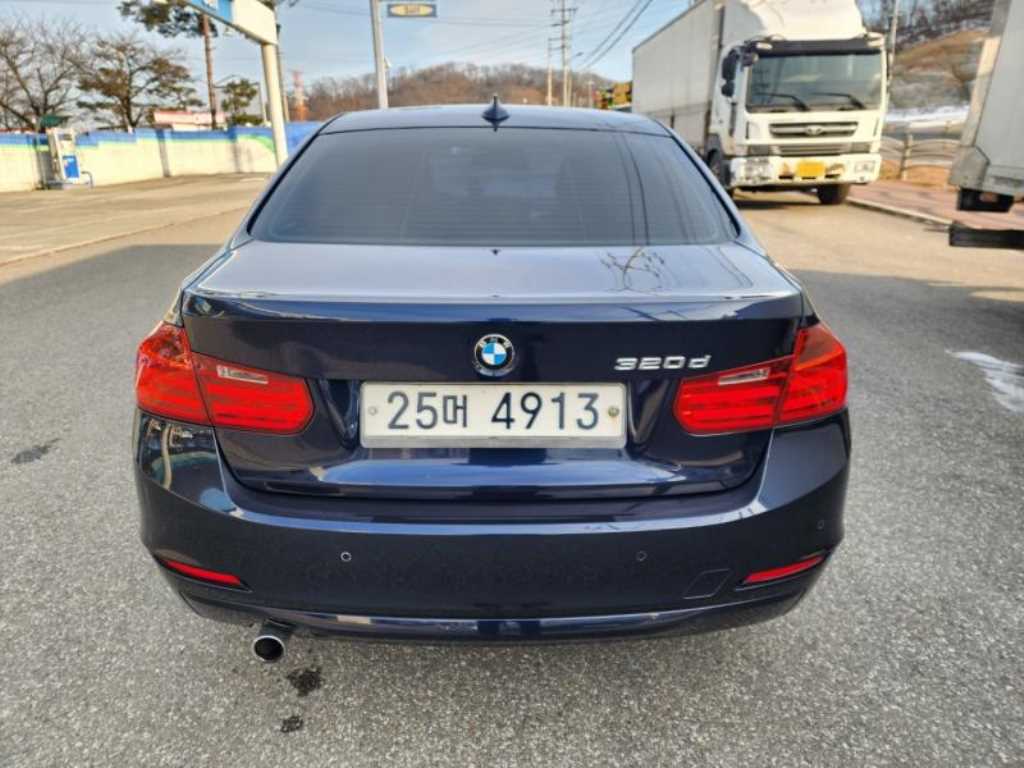 BMW 3 series - Vista 4