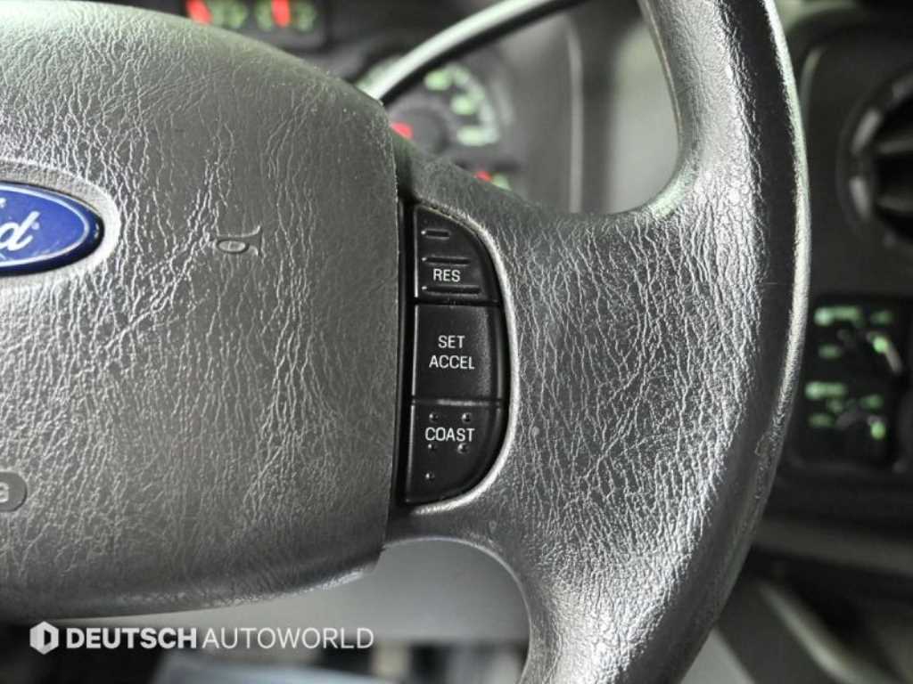 Ford E-Series 2012 Negro - Importación desde Corea - HF Imports Iquique - Foto 16