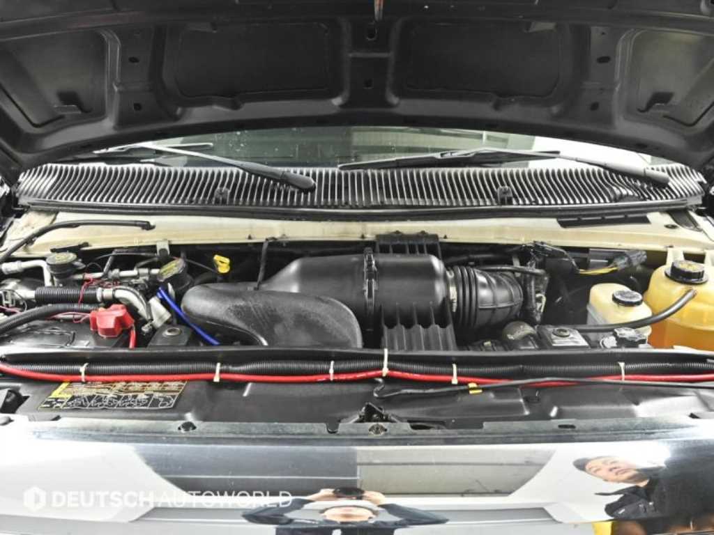 Ford E-Series - Vista 6