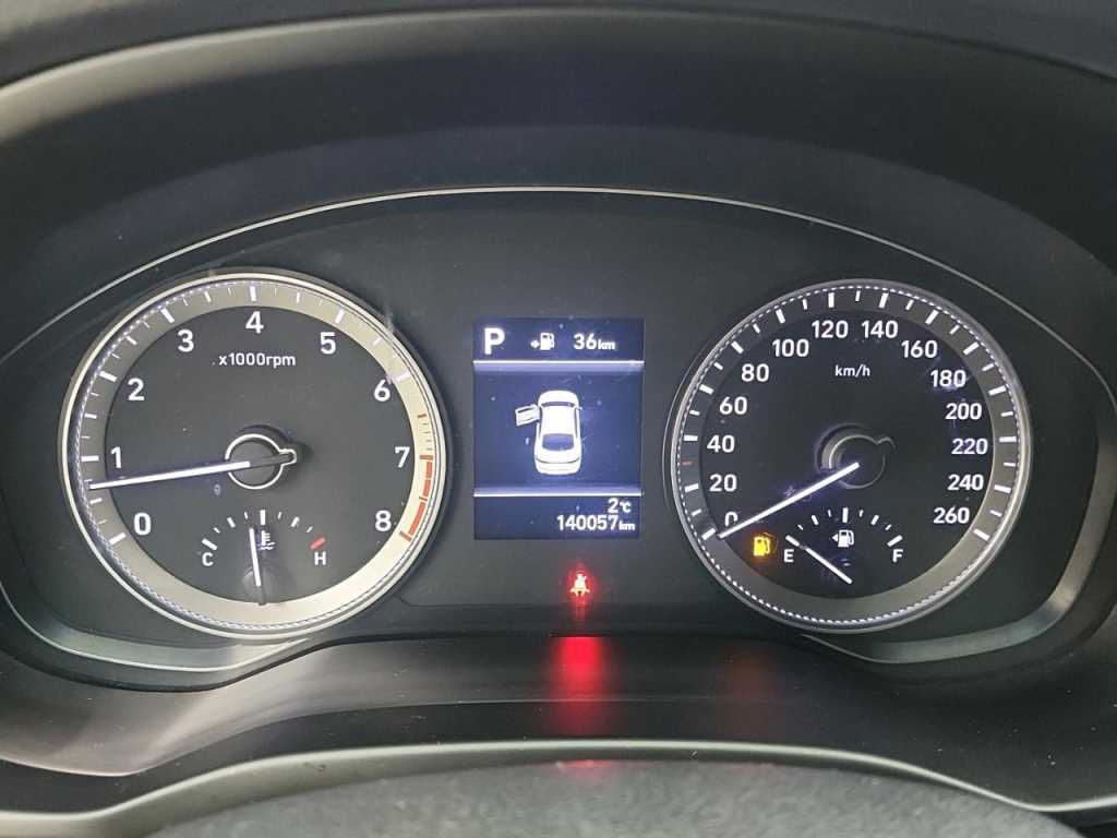 HYUNDAI Grandeur - Vista 6