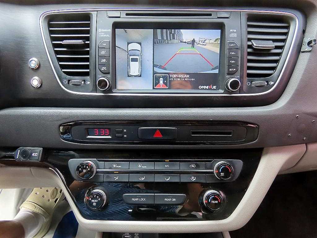 KIA Carnival 2015 Blanco - Importación desde Corea - HF Imports Iquique - Foto 13