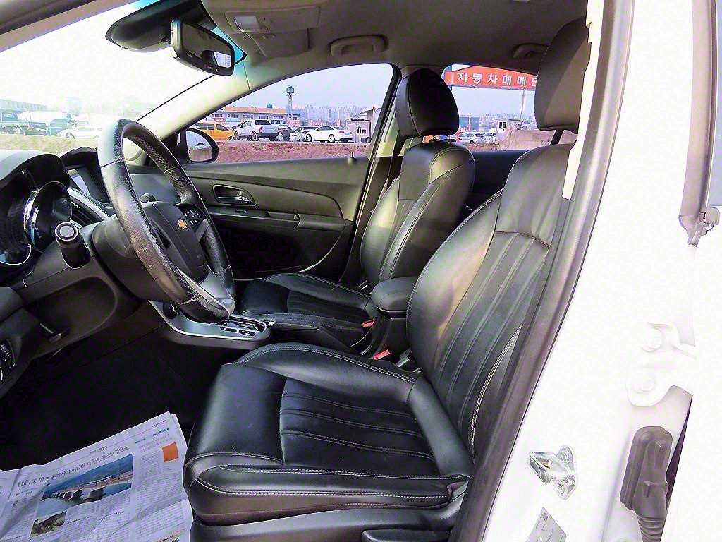 Chevrolet Cruise - Vista 5