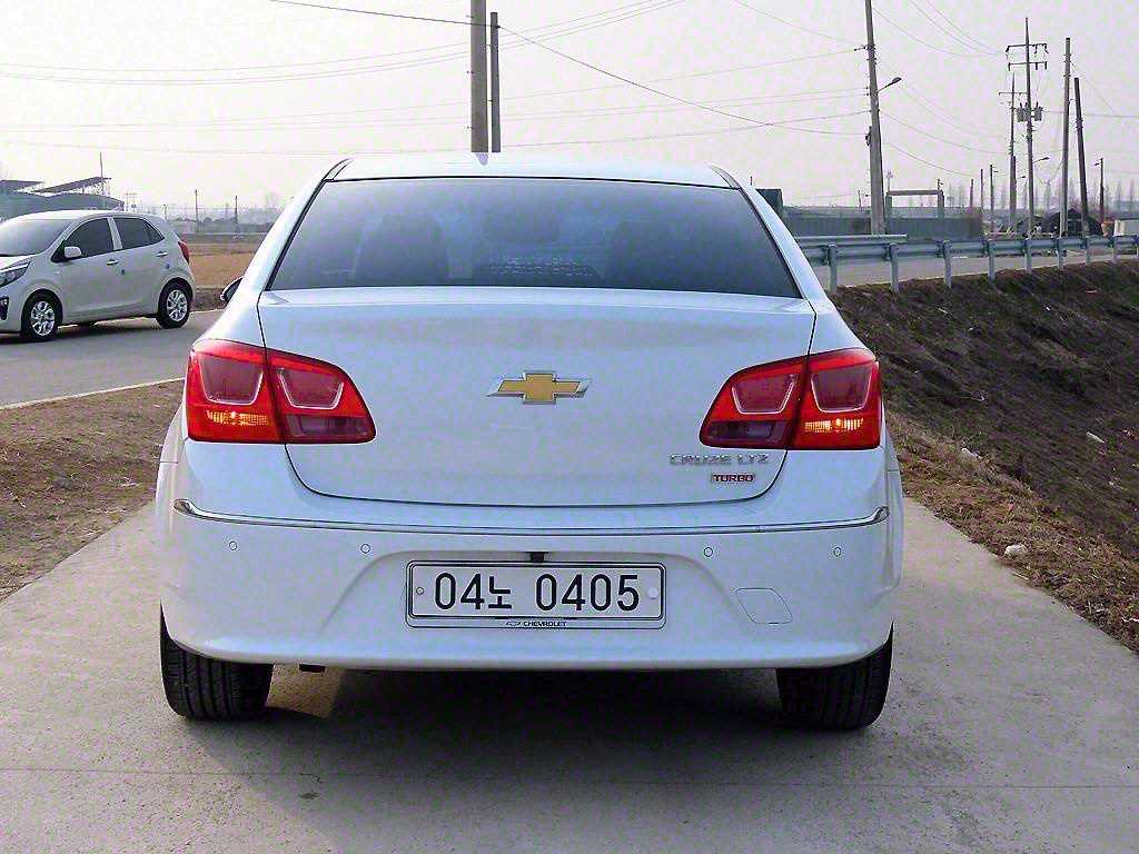 Chevrolet Cruise - Vista 4