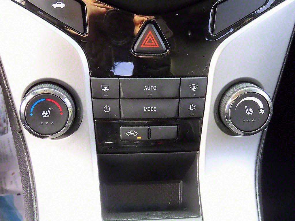 Chevrolet Cruise 2016 Blanco - Importación desde Corea - HF Imports Iquique - Foto 16