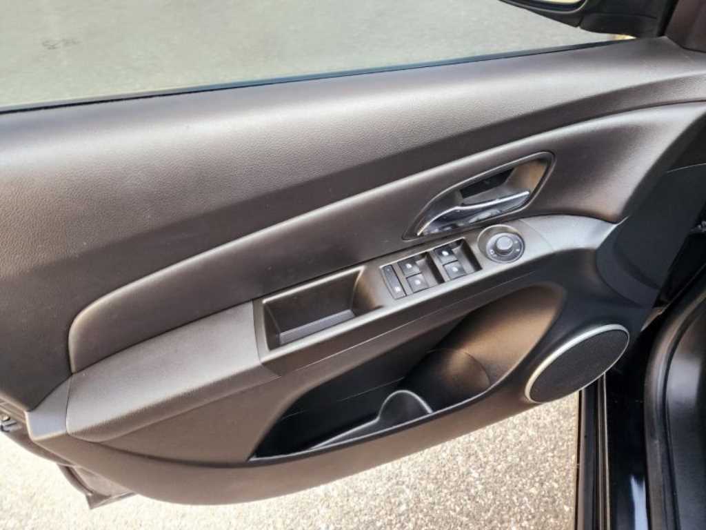 Chevrolet Cruise 2014 Negro - Importación desde Corea - HF Imports Iquique - Foto 13