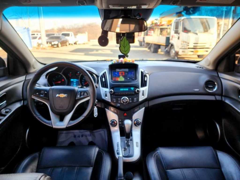 Chevrolet Cruise - Vista 9