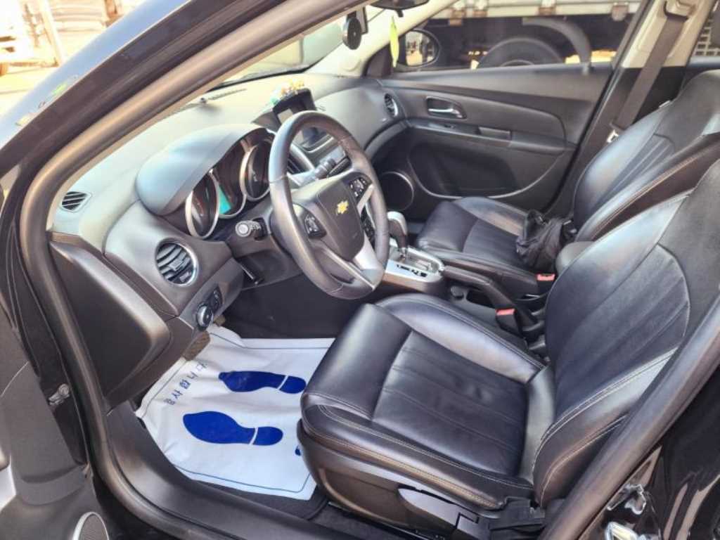 Chevrolet Cruise - Vista 12