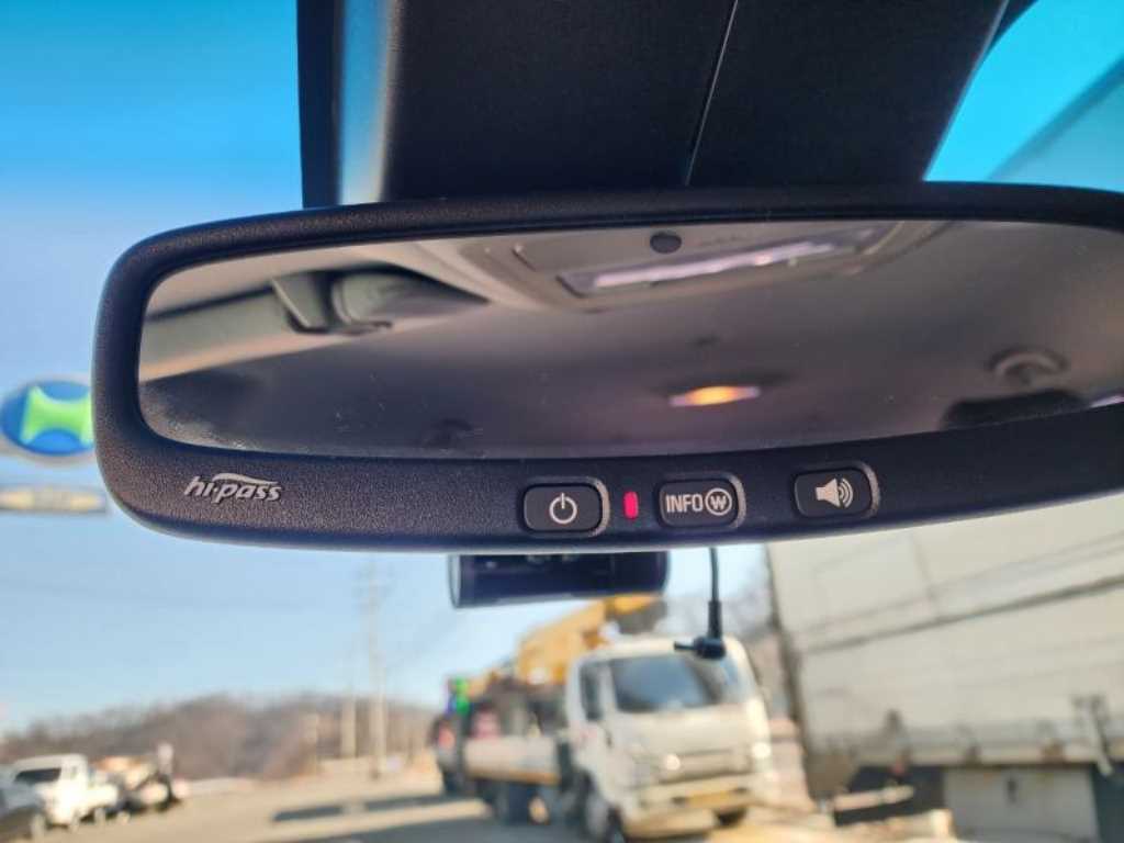 Chevrolet Orlando 2014 Plateado - Importación desde Corea - HF Imports Iquique - Foto 18