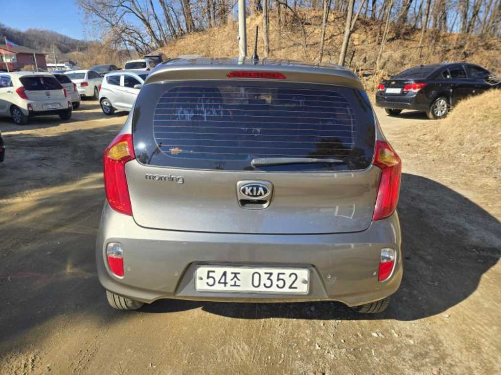 KIA Morning - Vista 6