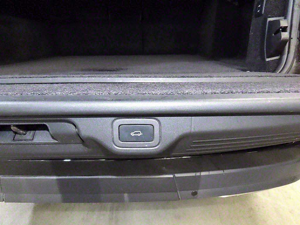 Land Rover Range Rover 2018 Negro - Importación desde Corea - HF Imports Iquique - Foto 15