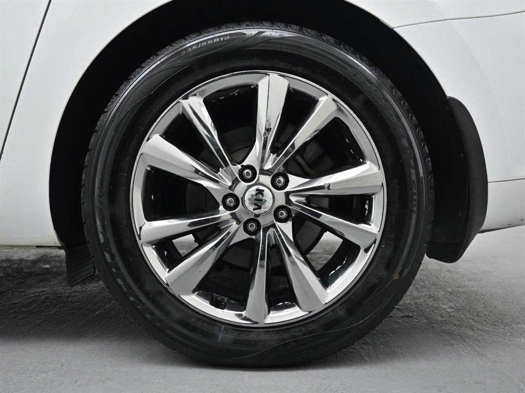 KIA Carnival - Vista 5