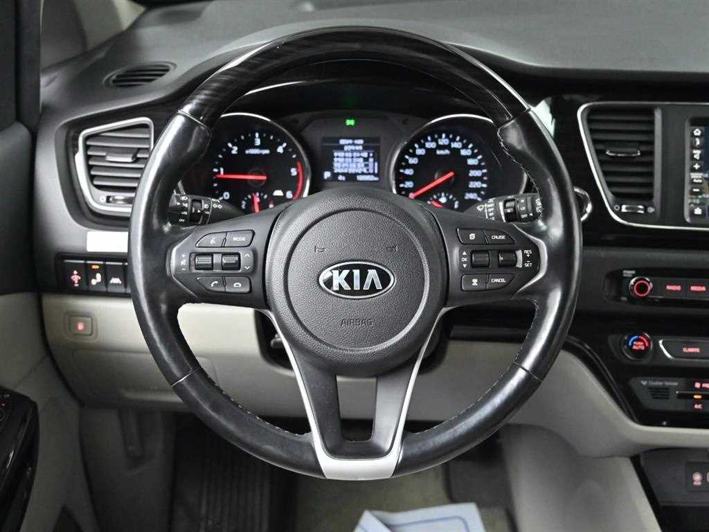 KIA Carnival 2019 Blanco - Importación desde Corea - HF Imports Iquique - Foto 13