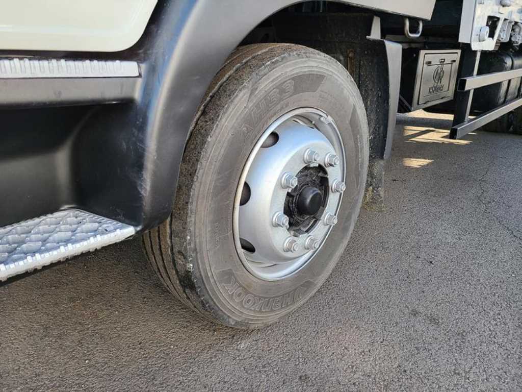 medium and large cargo Cargo 2008 Blanco - Importación desde Corea - HF Imports Iquique - Foto 13