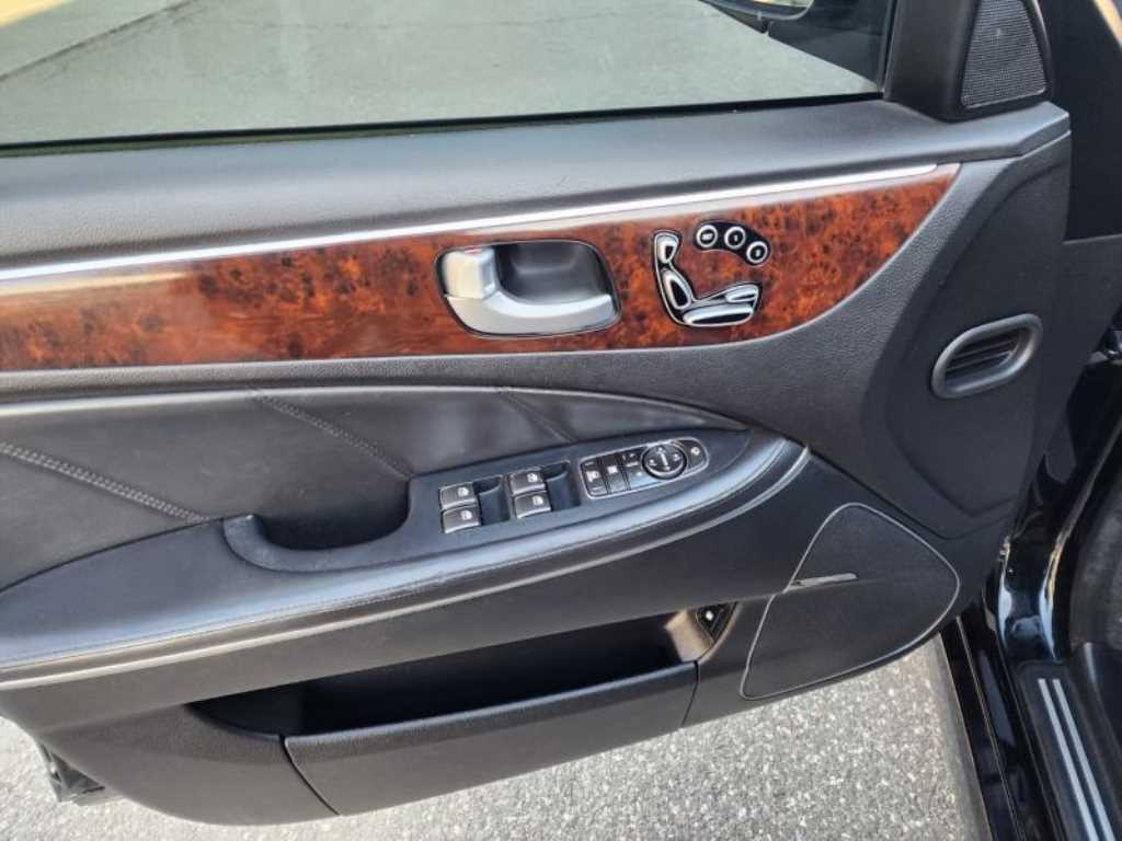 HYUNDAI Equus 2012 Negro - Importación desde Corea - HF Imports Iquique - Foto 14