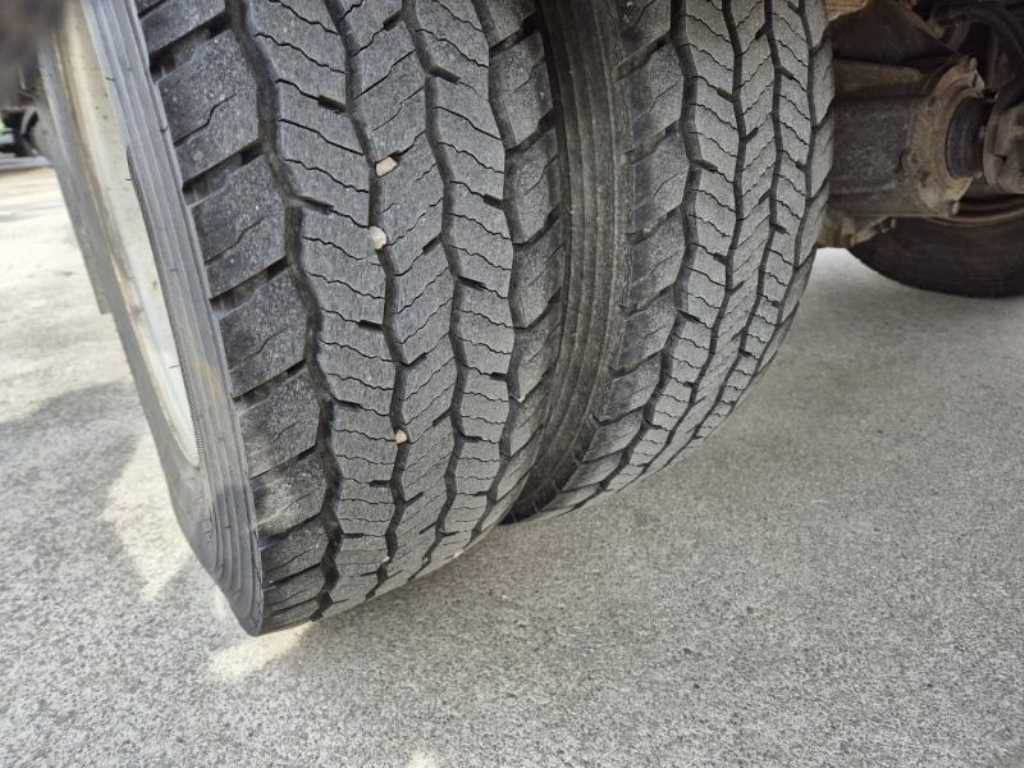 medium and large cargo truck 2014 Blanco - Importación desde Corea - HF Imports Iquique - Foto 14