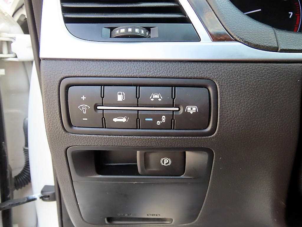 HYUNDAI Genesis 2016 Blanco - Importación desde Corea - HF Imports Iquique - Foto 13